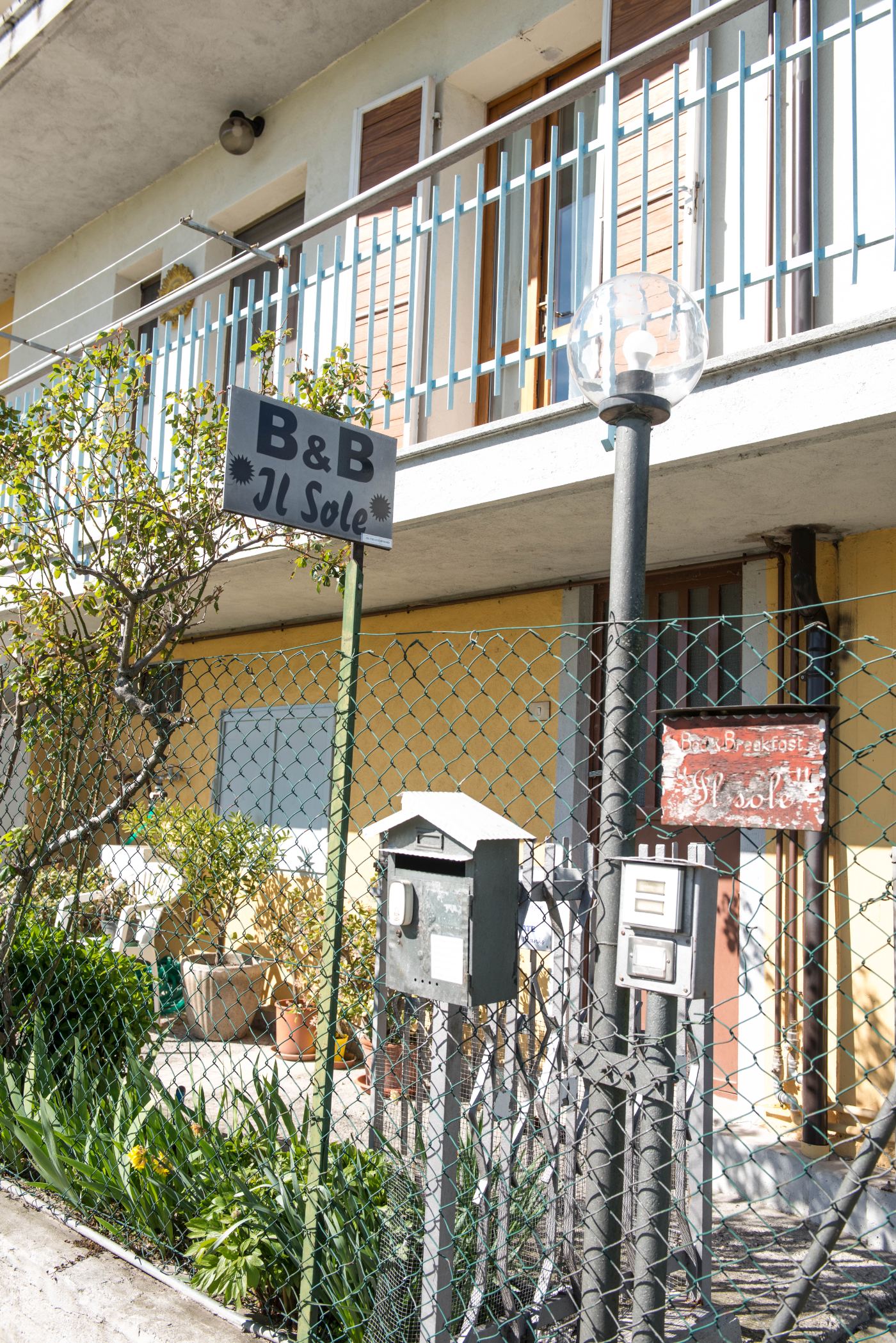 Insegna B&B